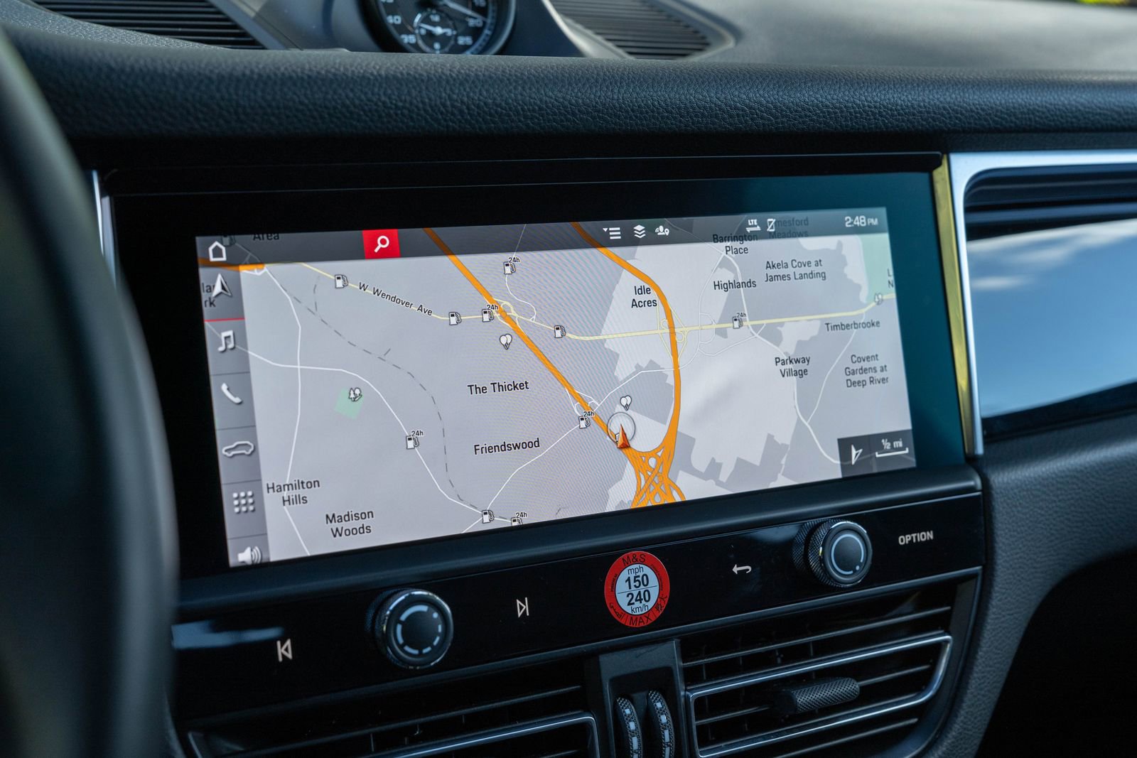 Certified 2025 Porsche Macan image 29