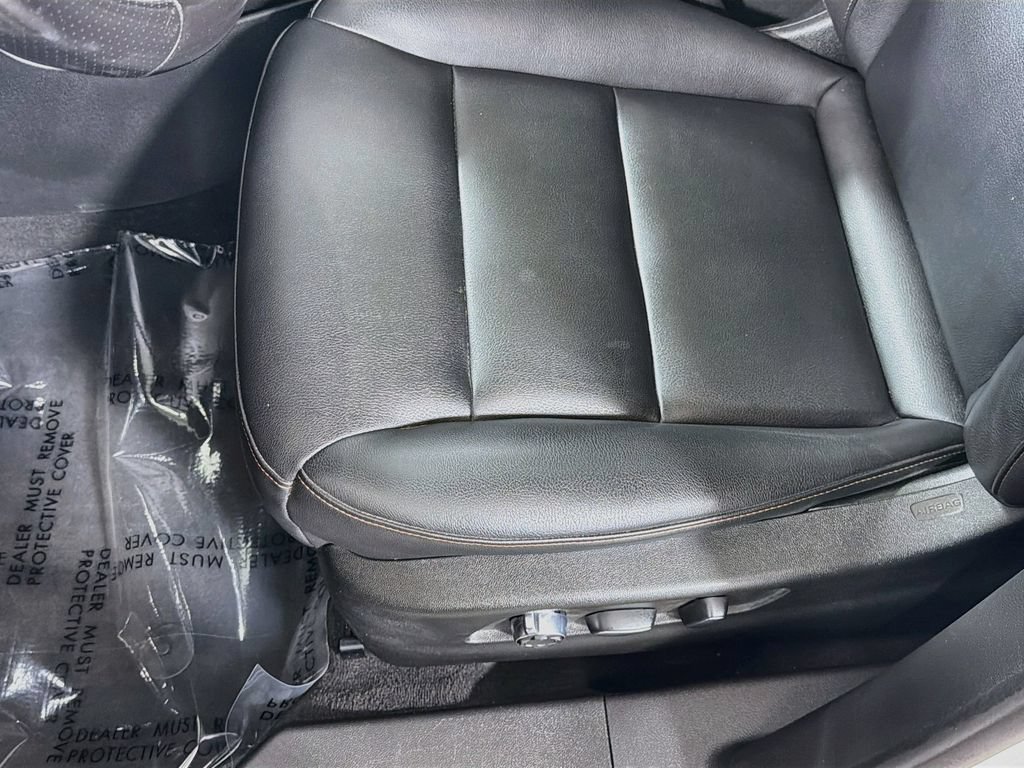 Used 2023 Cadillac XT4 Sport AWD/4WD image 19