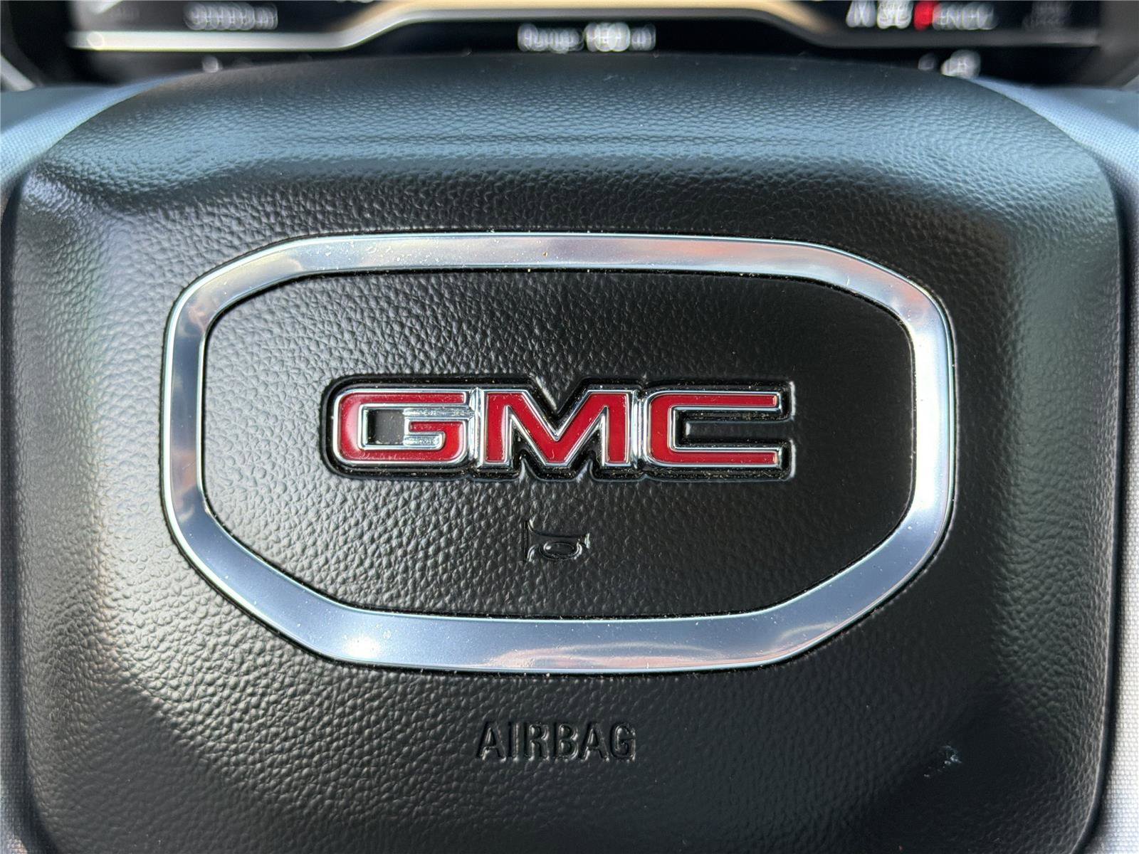 Used 2025 GMC Sierra 1500 SLT AWD/4WD image 24