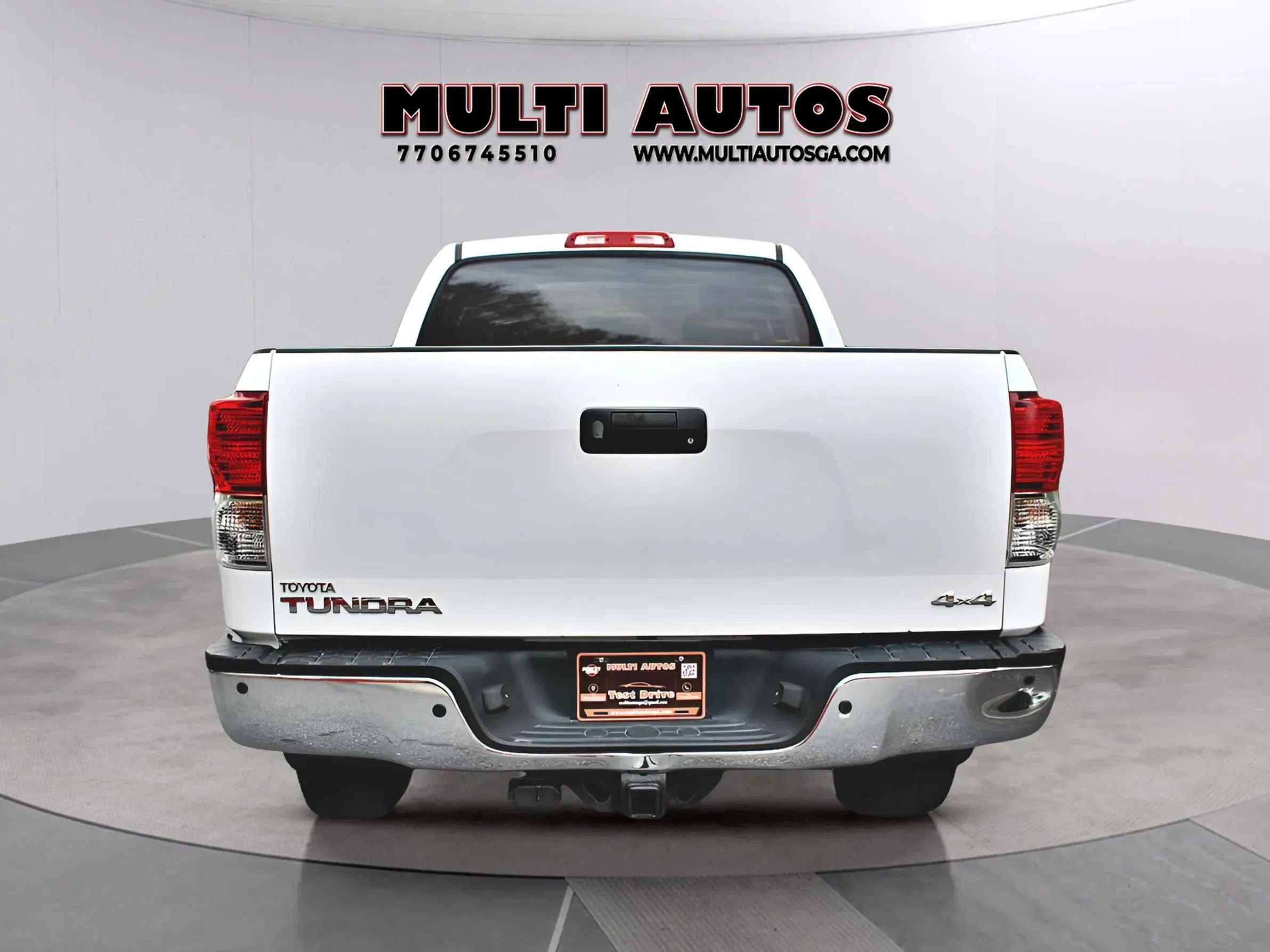 Used 2013 Toyota Tundra SR5 AWD/4WD image 3