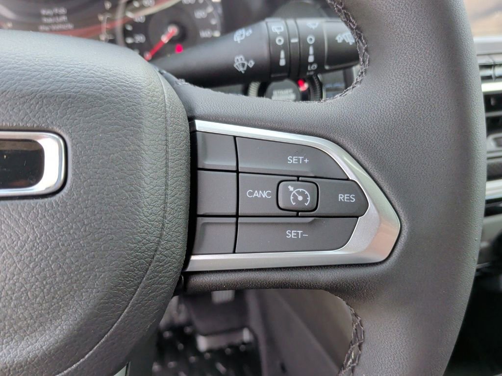 New 2026 Jeep Compass Altitude image 18