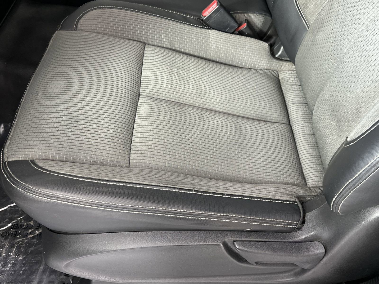 Used 2017 Nissan Titan S image 12