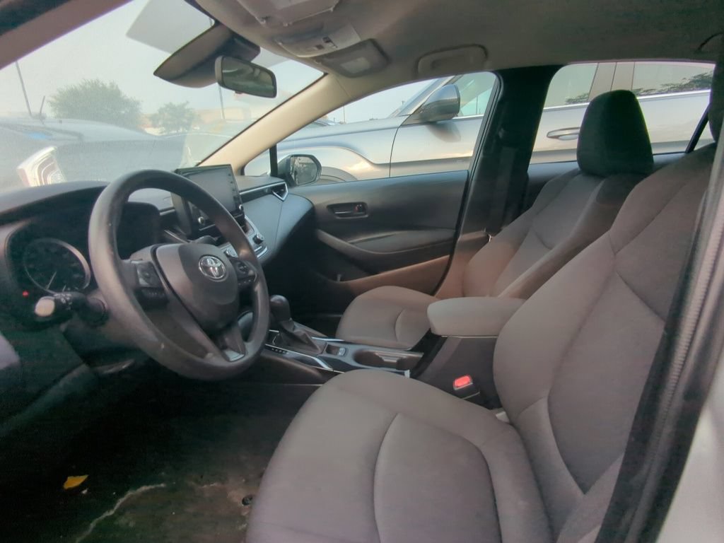 Used 2022 Toyota Corolla LE FWD image 6