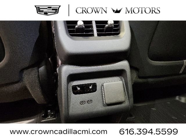 Used 2025 Cadillac Optiq Luxury 2 w/ LPO, Floor Liner Package AWD/4WD image 24