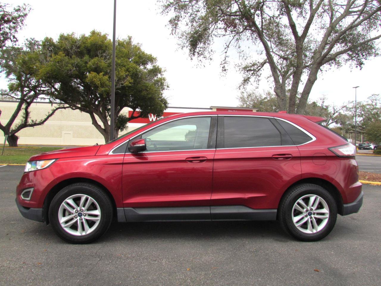 Used 2017 Ford Edge SEL w/ Equipment Group 201A FWD image 5
