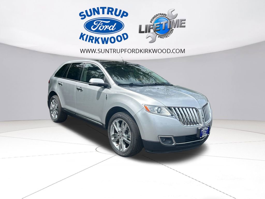 Used 2015 Lincoln MKX AWD w/ Equipment Group 102A image 8
