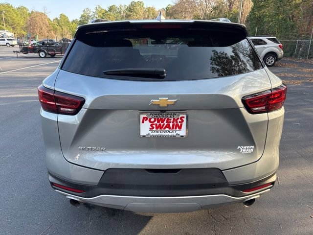 Used 2024 Chevrolet Blazer LT w/ Convenience Package FWD image 3