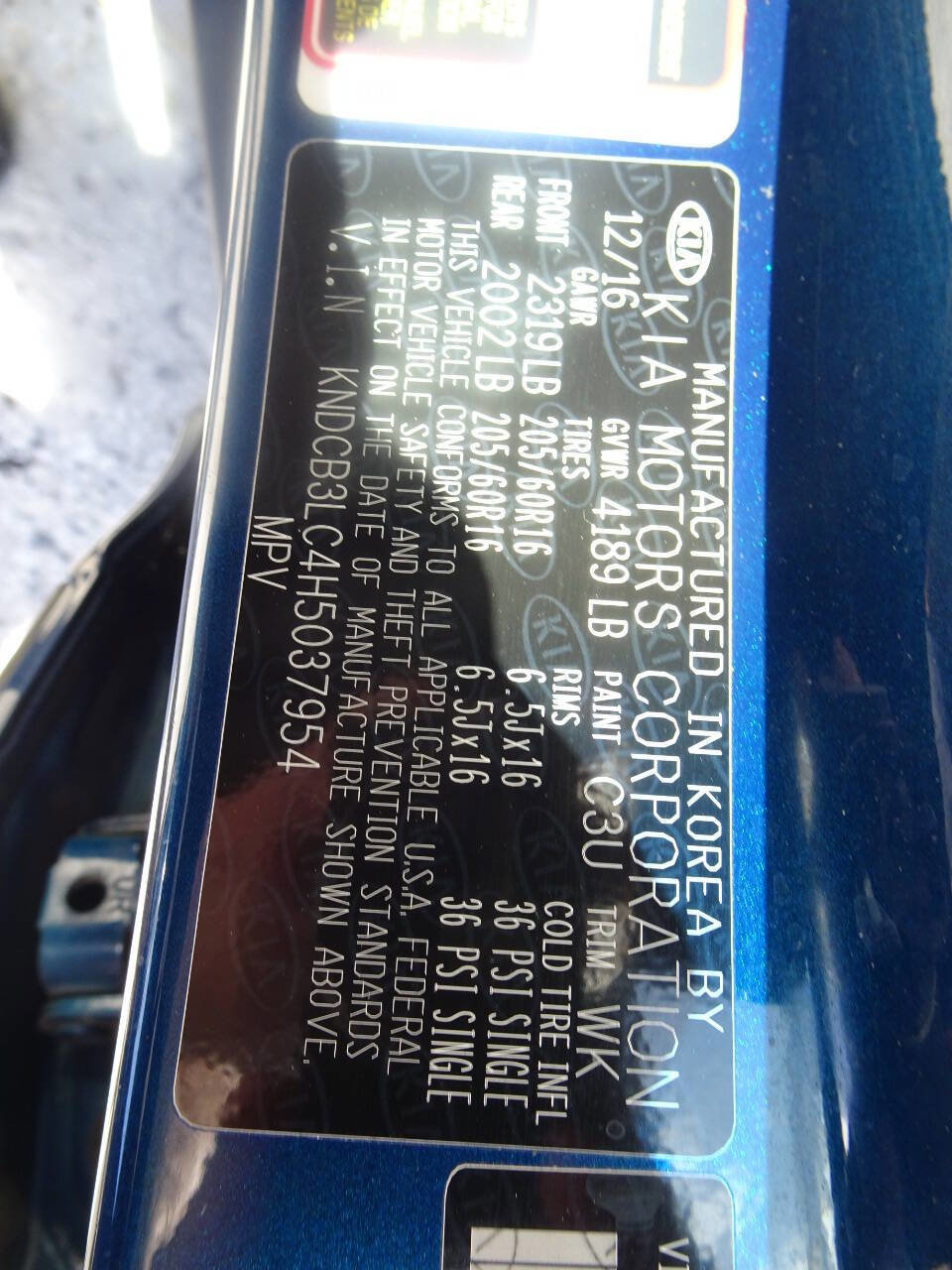 Used 2017 Kia Niro LX image 35