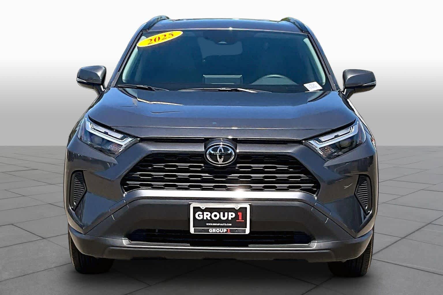 Used 2025 Toyota RAV4 XLE w/ Convenience Package AWD/4WD image 3