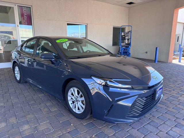 Used 2025 Toyota Camry LE FWD image 7