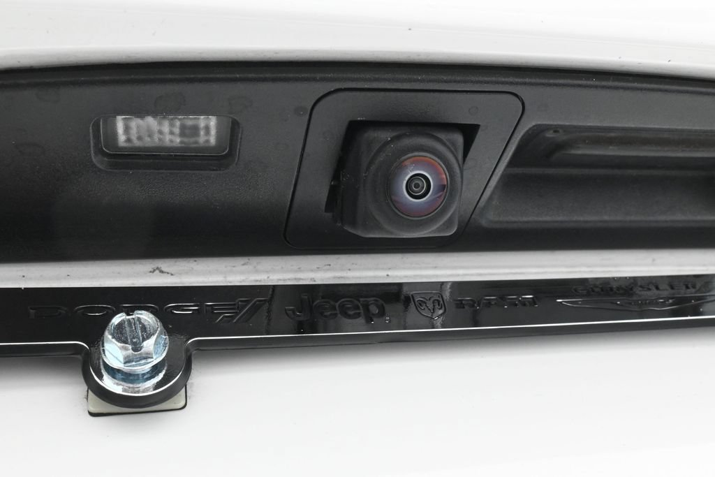 Used 2025 Chevrolet Trax LS FWD image 29