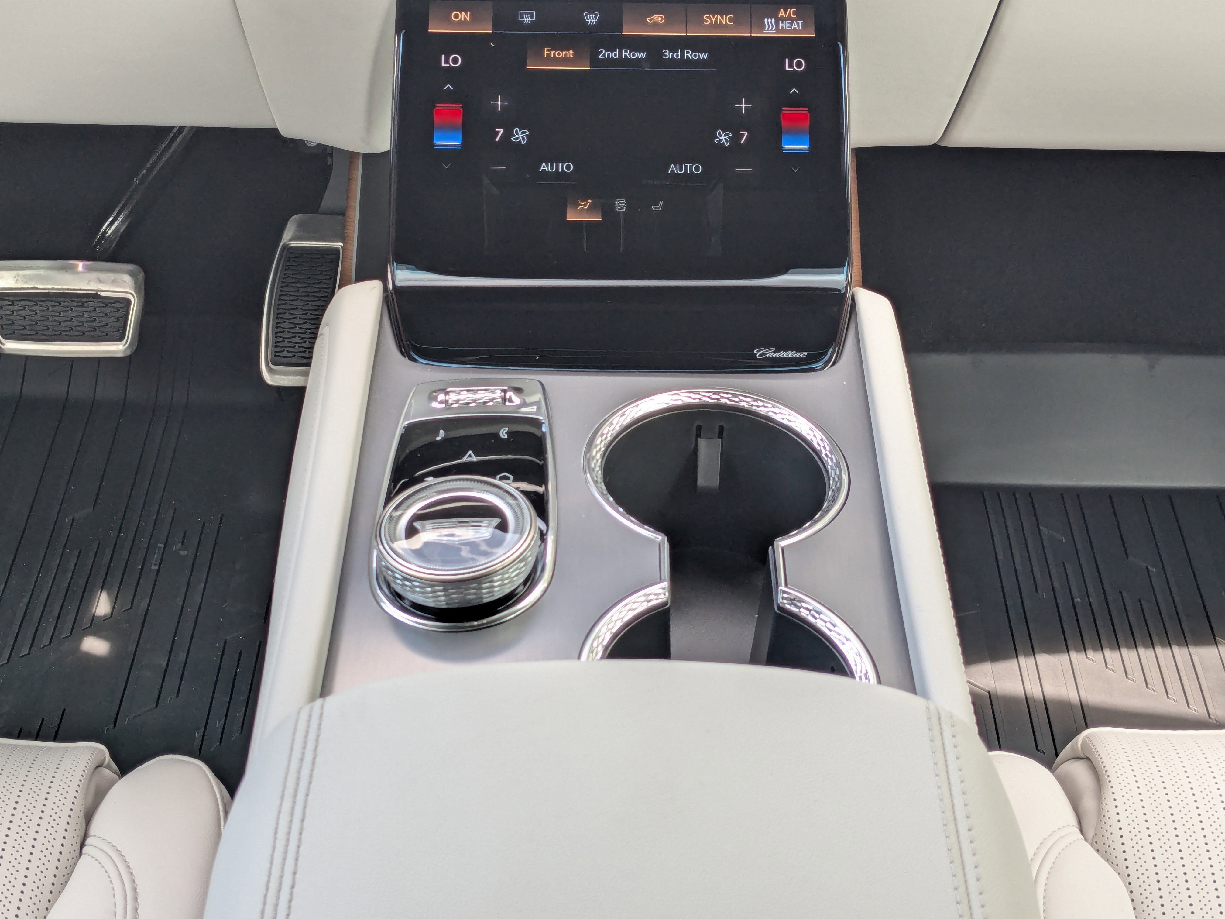 New 2026 Cadillac Vistiq Sport w/ LPO, Floor Liner Package image 7