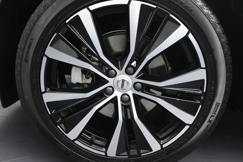 Used 2024 Volvo XC60 B5 Plus w/ Climate Package AWD/4WD image 14