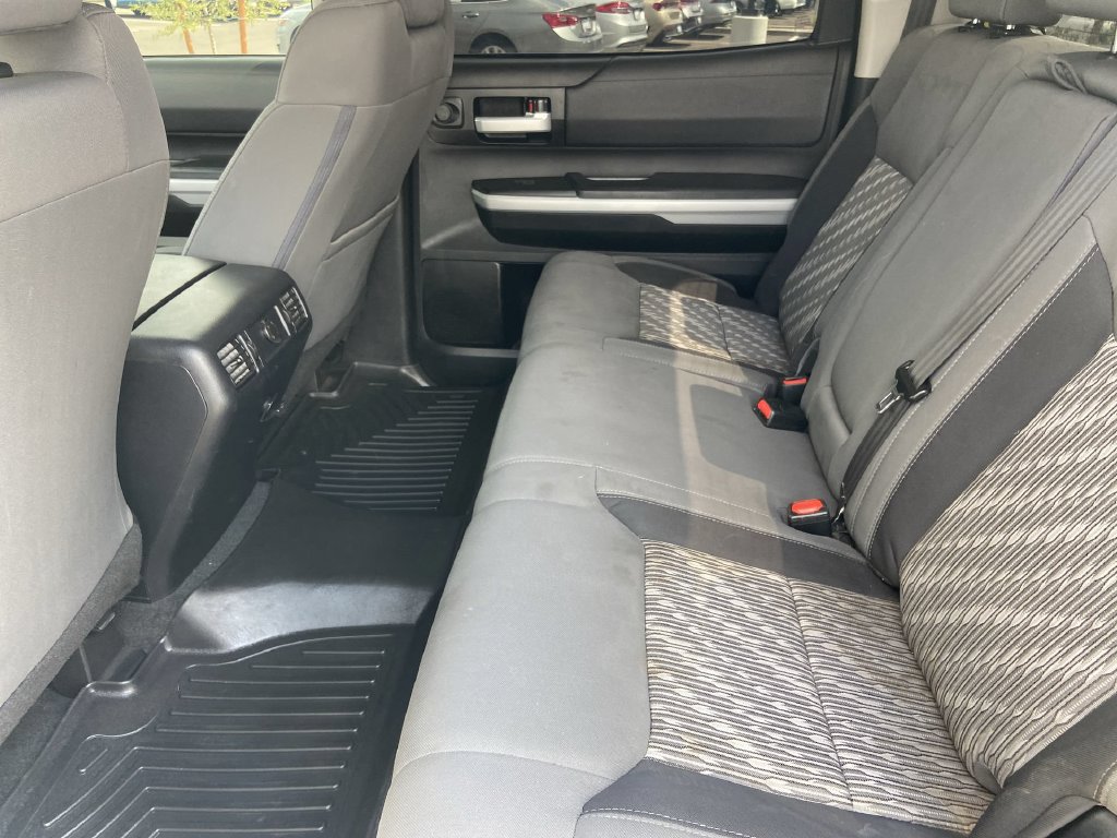 Used 2020 Toyota Tundra SR5 w/ SR5 Upgrade Package RWD image 19