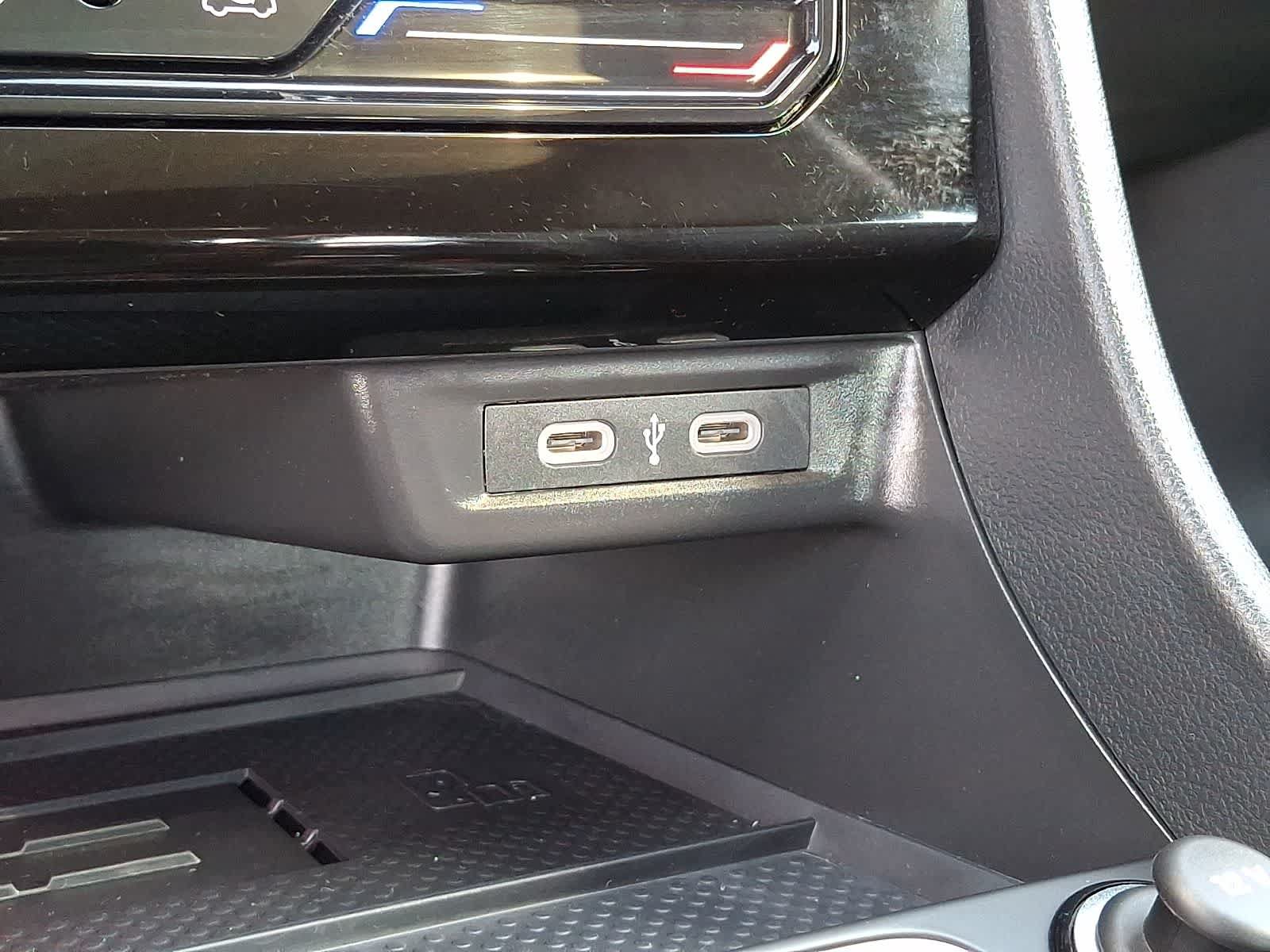 Used 2025 Volkswagen Jetta GLI Autobahn FWD image 28