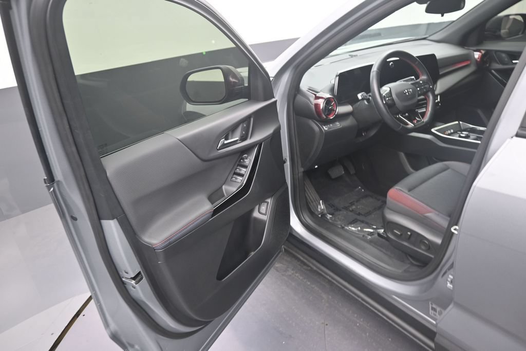 Used 2026 Chevrolet Equinox RS FWD image 10
