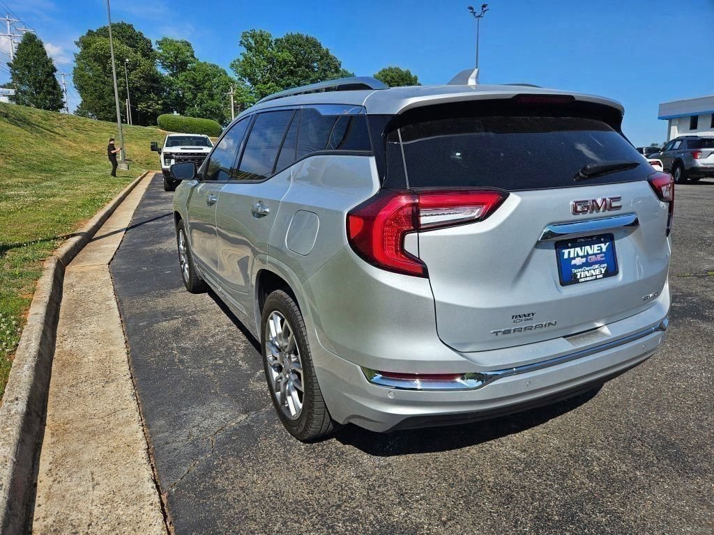 Used 2022 GMC Terrain Denali AWD/4WD image 5