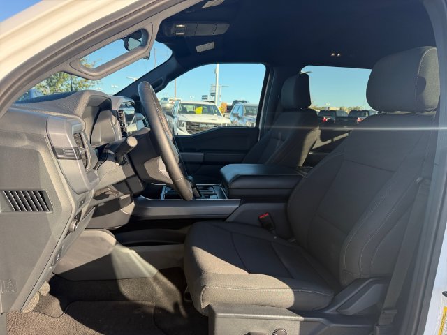 Used 2025 Ford F150 XLT w/ Equipment Group 301A Standard AWD/4WD image 18