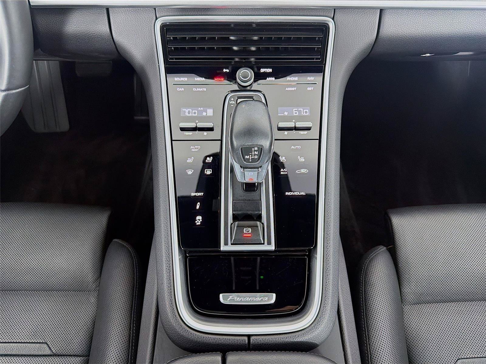Certified 2023 Porsche Panamera Platinum Edition RWD image 20