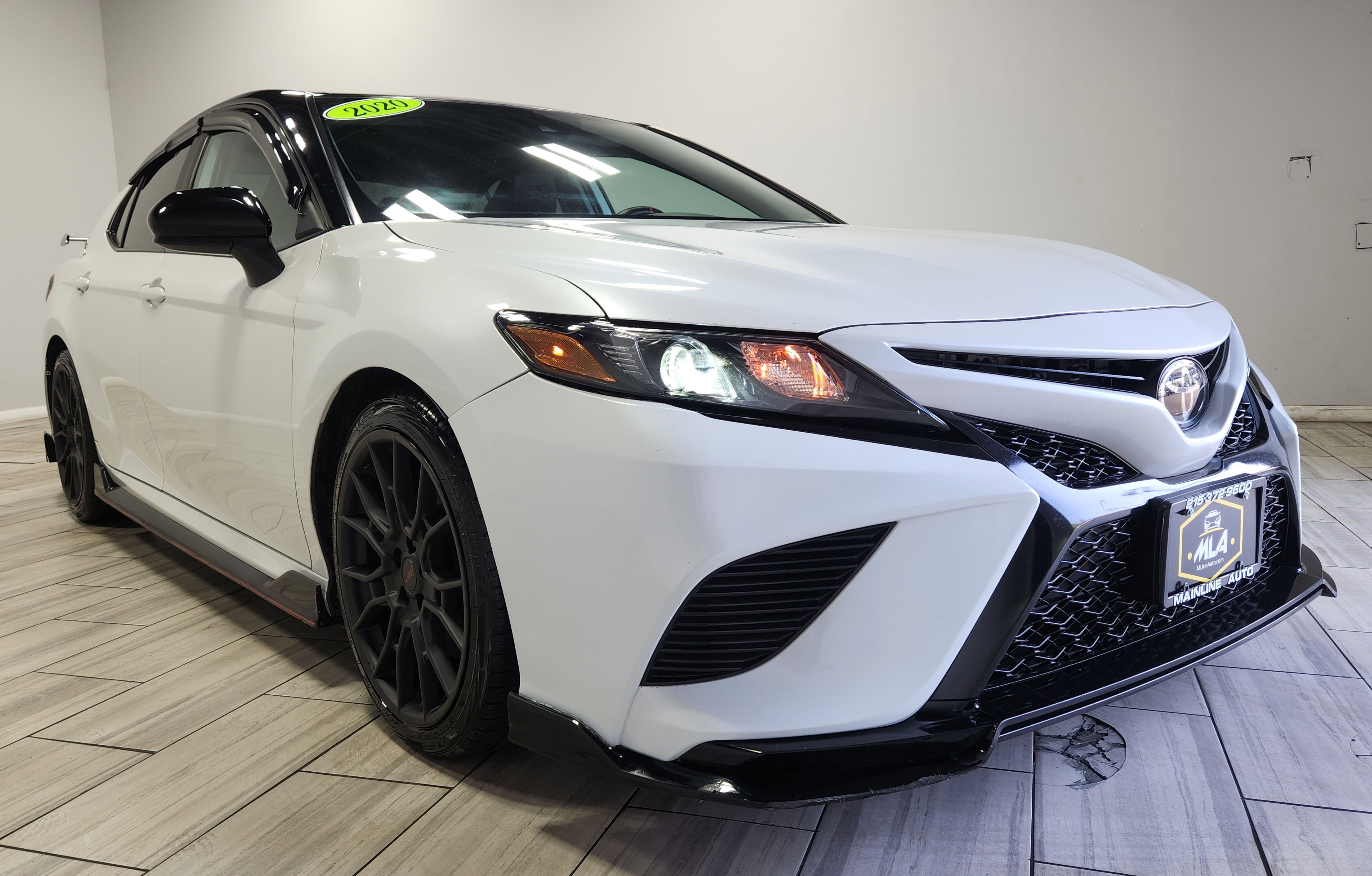 Used 2020 Toyota Camry TRD FWD image 7