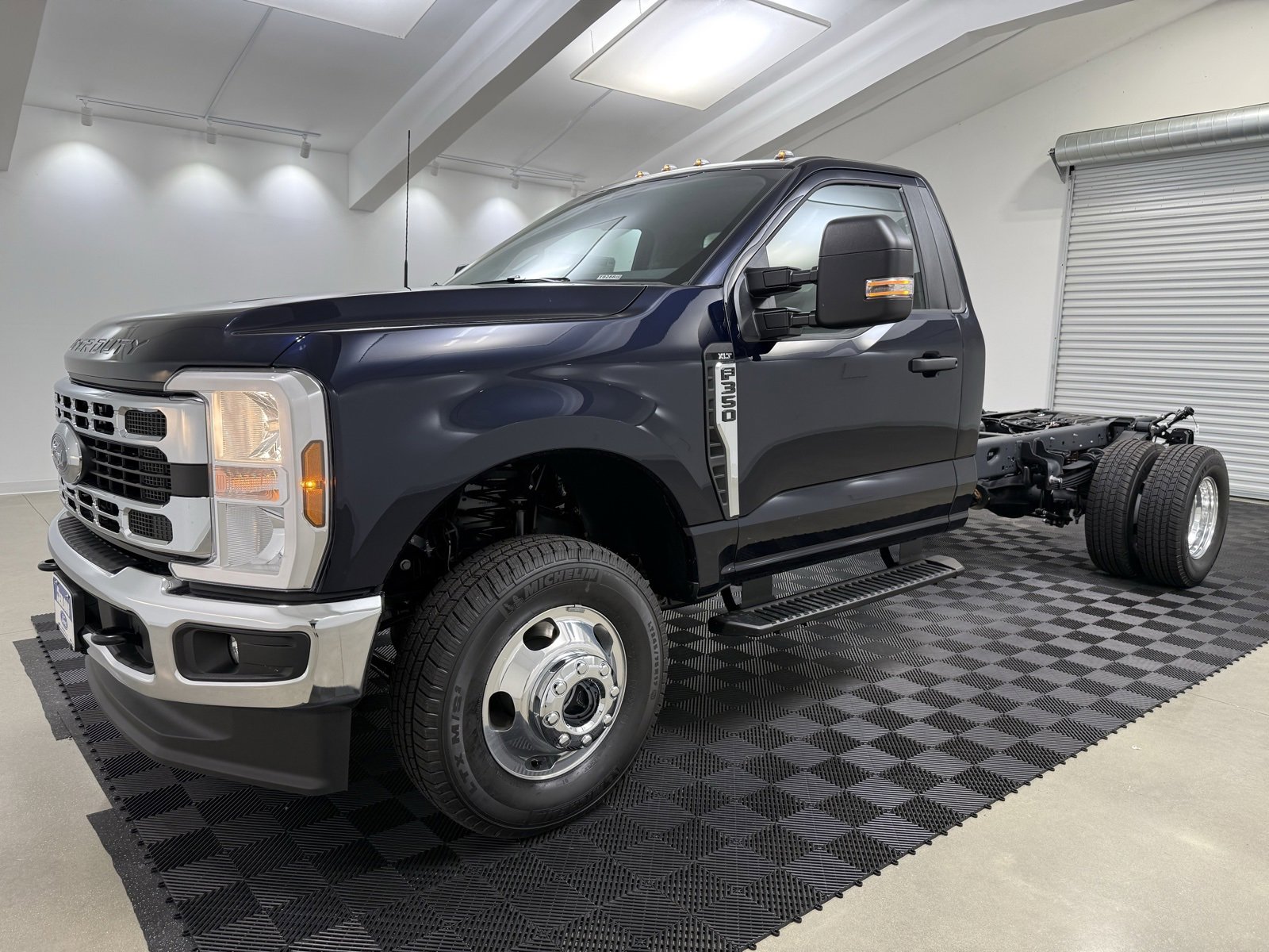 New 2025 Ford F350 XLT w/ XLT Value Package image 3