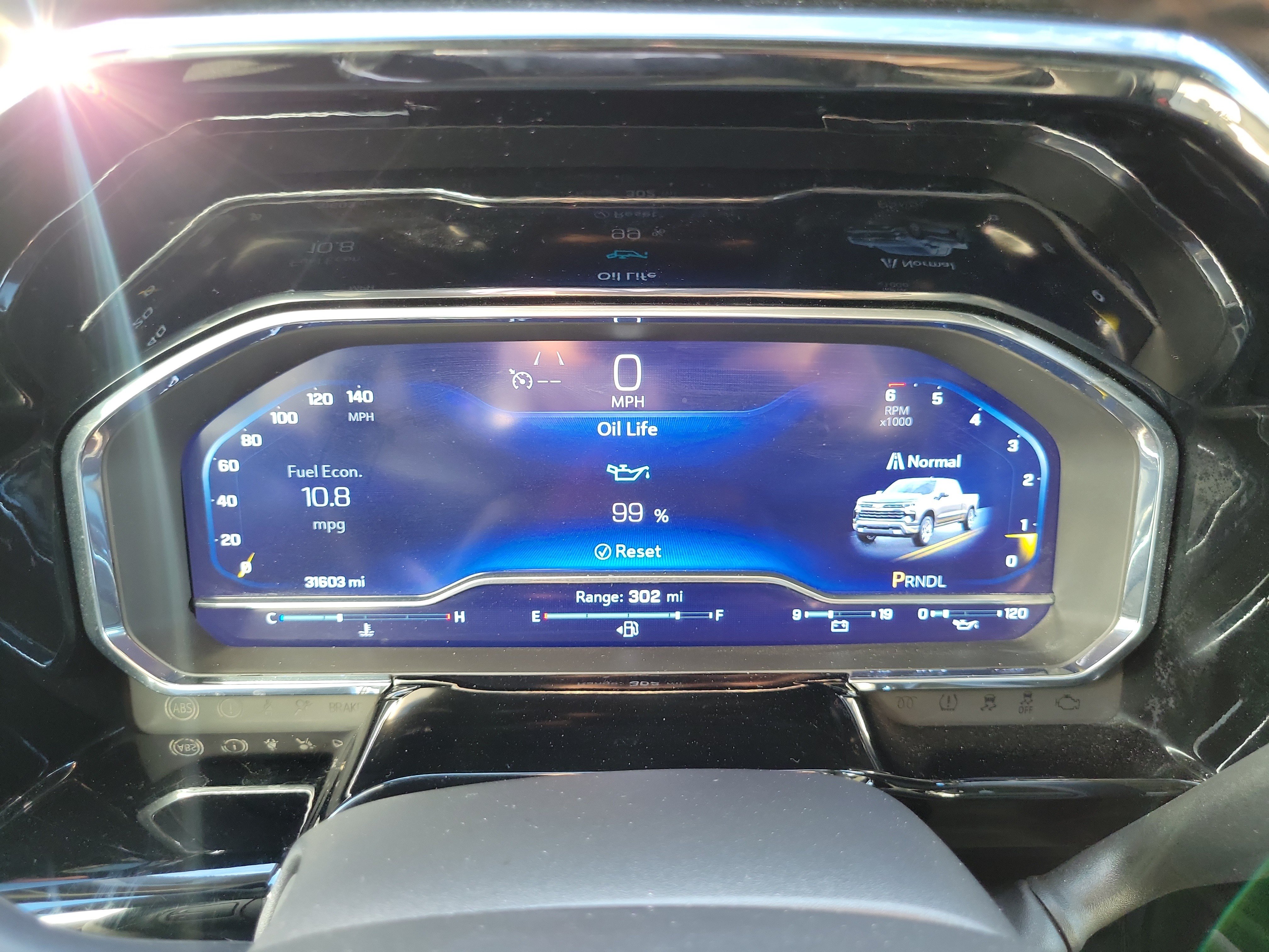 Used 2023 Chevrolet Silverado 1500 LT RWD image 27