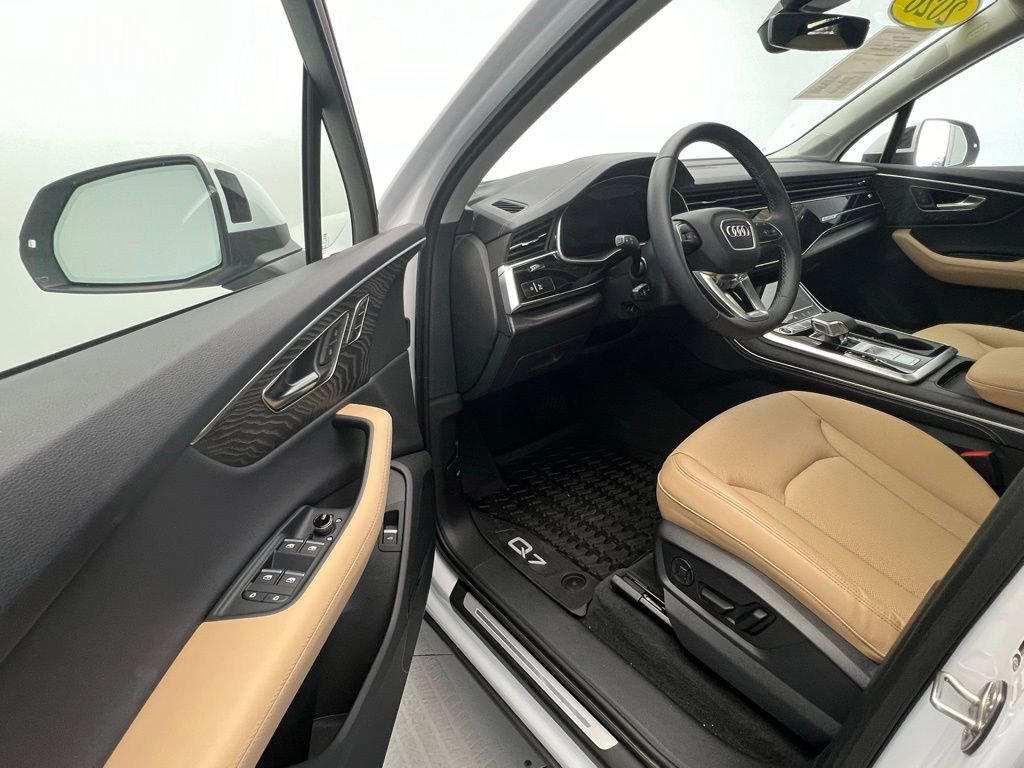 Used 2026 Audi Q7 3.0T Premium Plus image 23