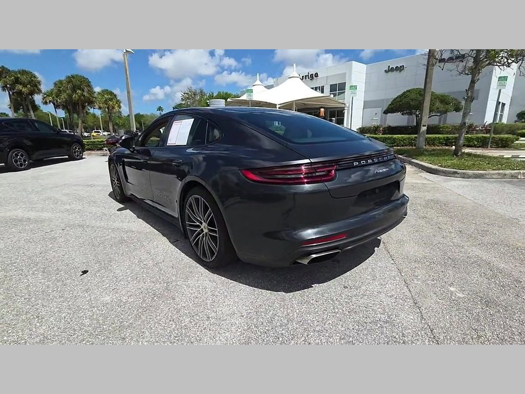 Used 2018 Porsche Panamera image 40