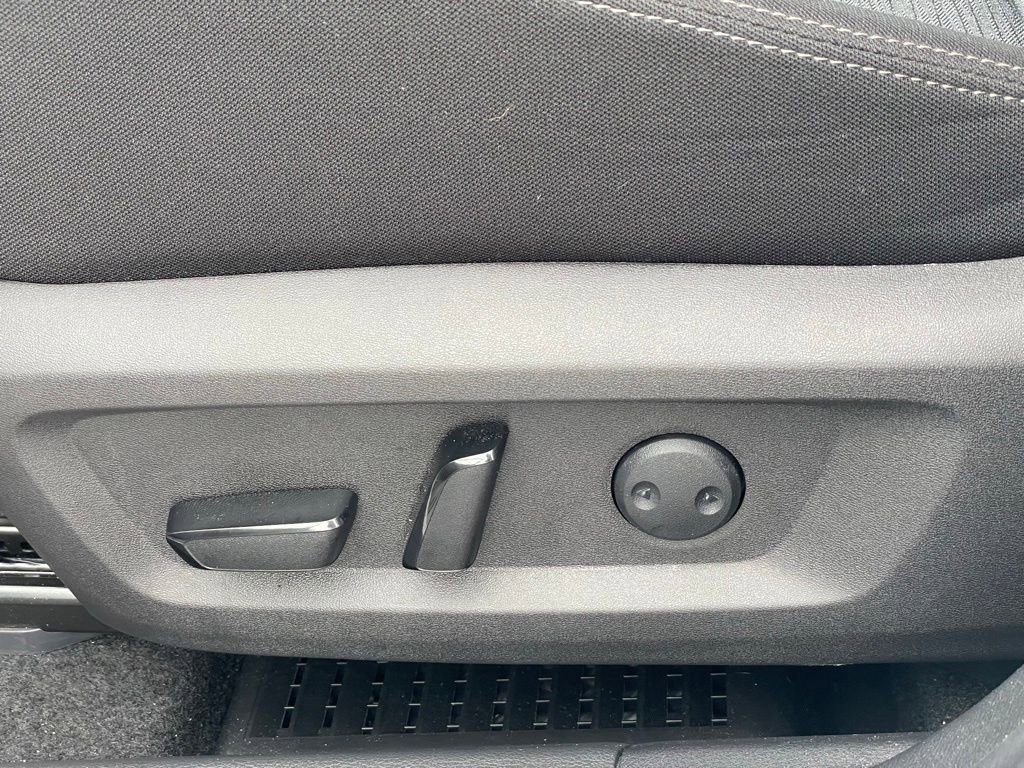 Certified 2023 Nissan Rogue SV AWD/4WD image 15