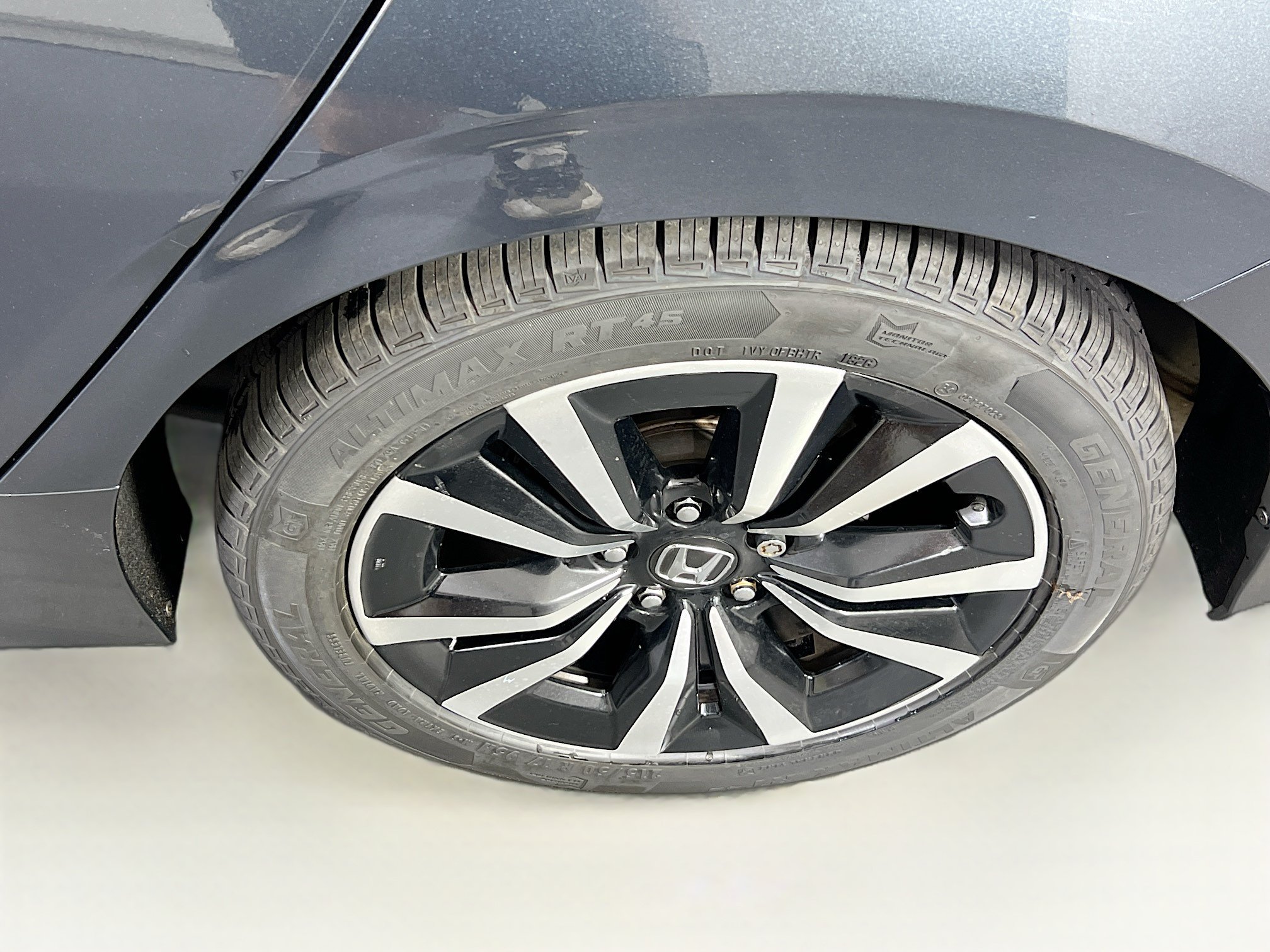 Used 2023 Honda Civic EX-L image 30