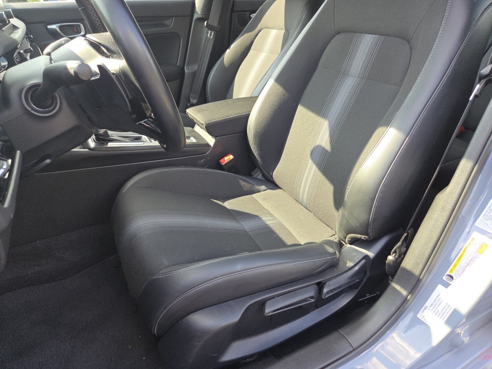 Used 2023 Honda Civic Sport image 27