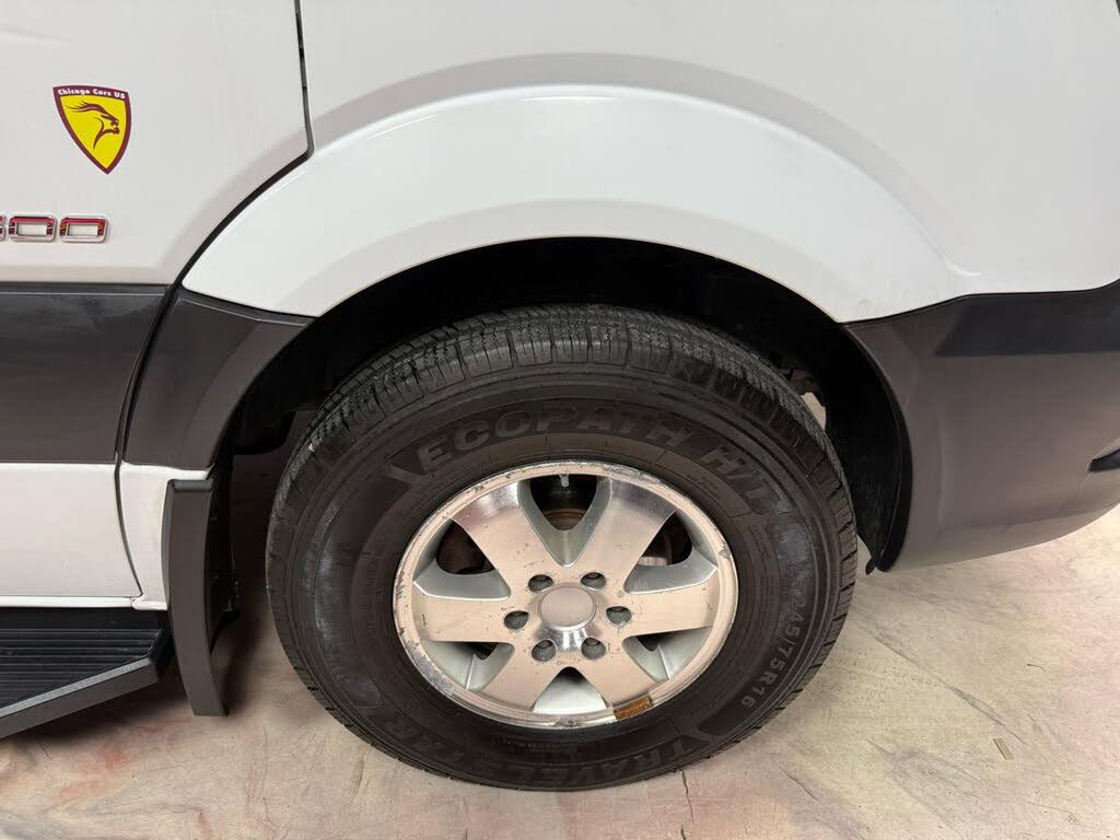 Used 2015 Freightliner Sprinter 2500 RWD image 43