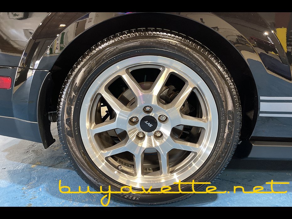 Used 2007 Ford Mustang Shelby GT500 RWD image 11