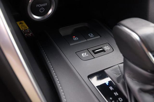 Certified 2023 Toyota Venza LE AWD/4WD image 20