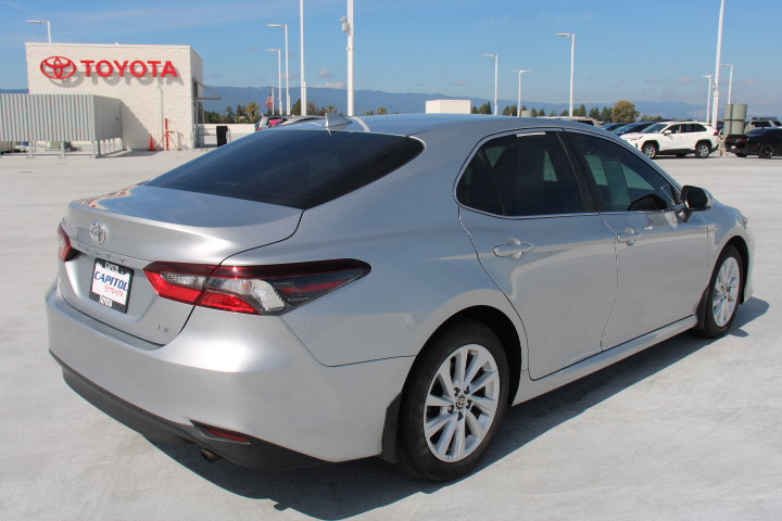 Certified 2023 Toyota Camry LE image 3