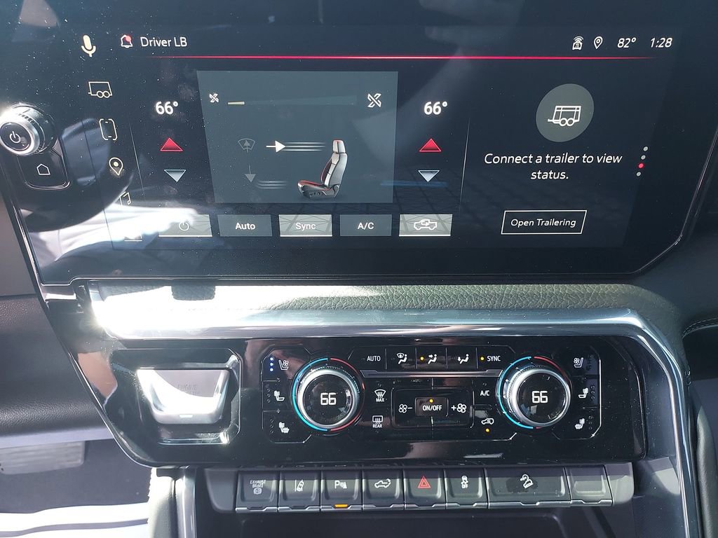 Used 2024 GMC Sierra 2500 Denali image 25