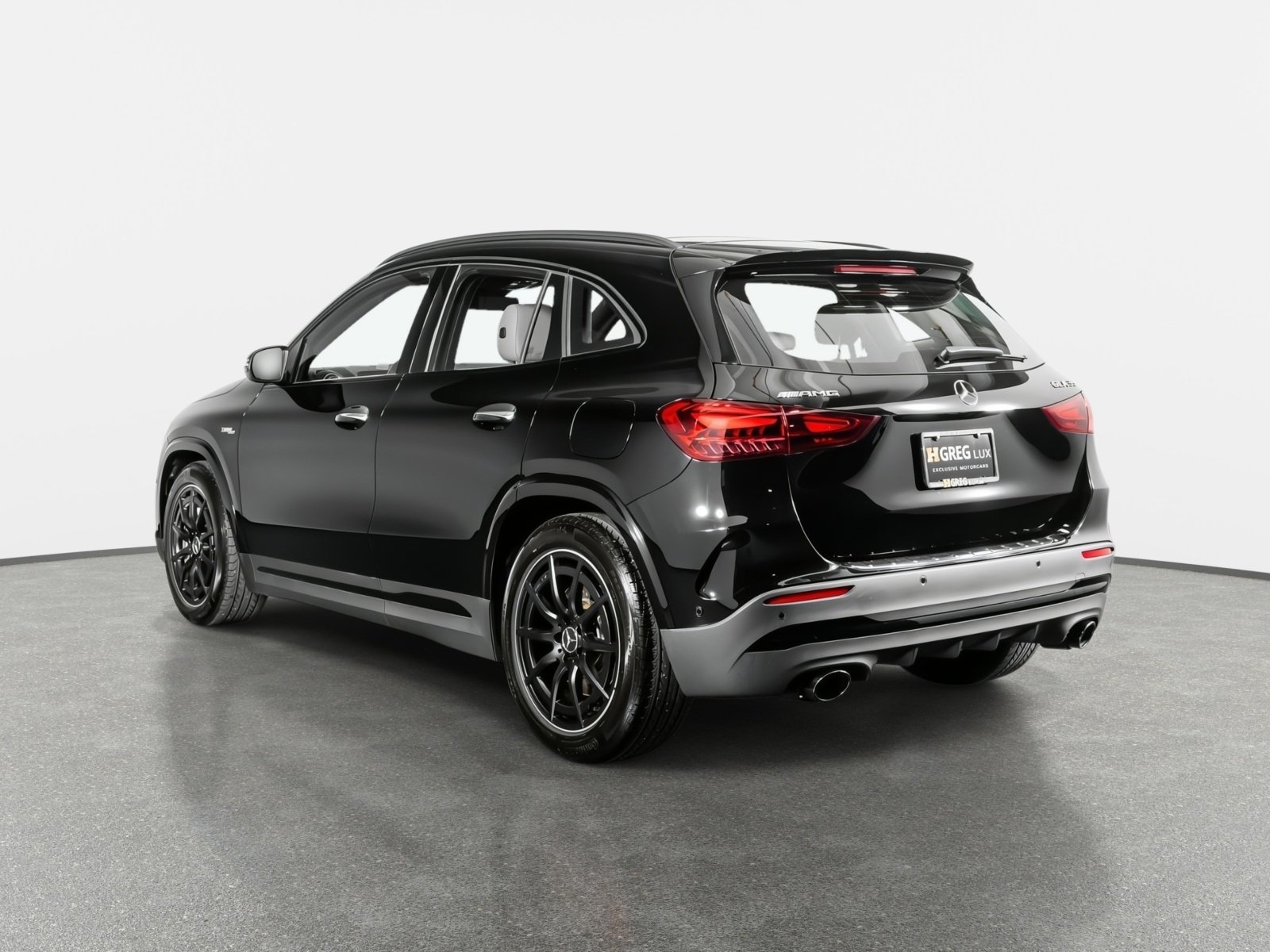 Used 2024 Mercedes-Benz GLA 35 AMG 4MATIC image 31