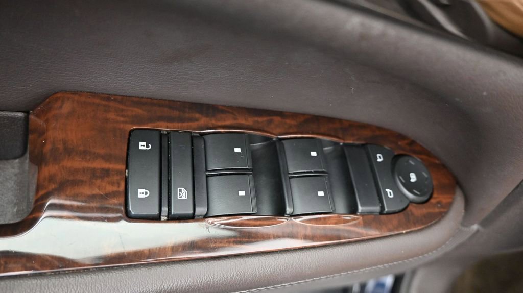 Used 2017 Buick Enclave Leather FWD image 26