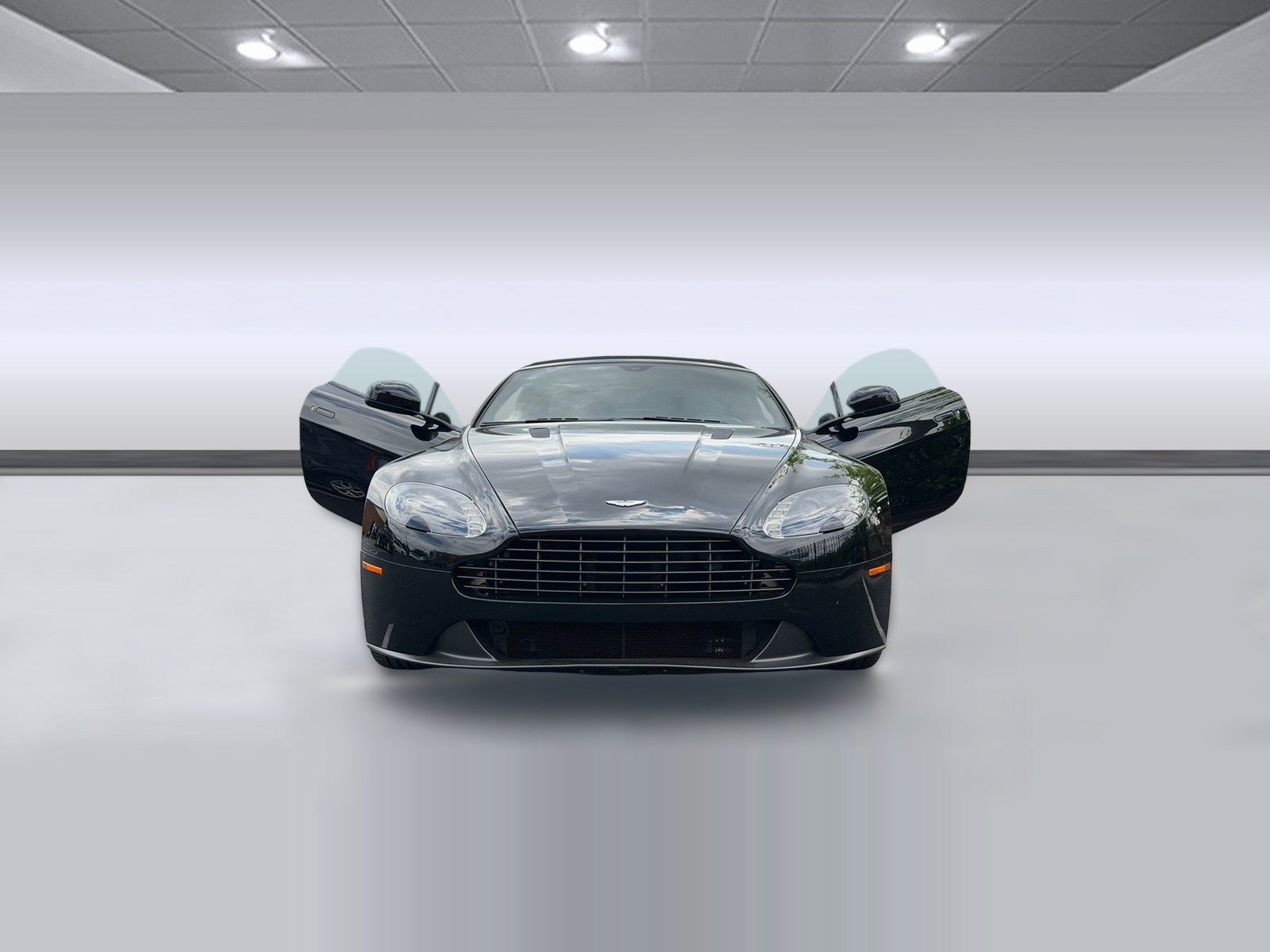 Used 2016 Aston Martin V8 Vantage GT RWD image 36