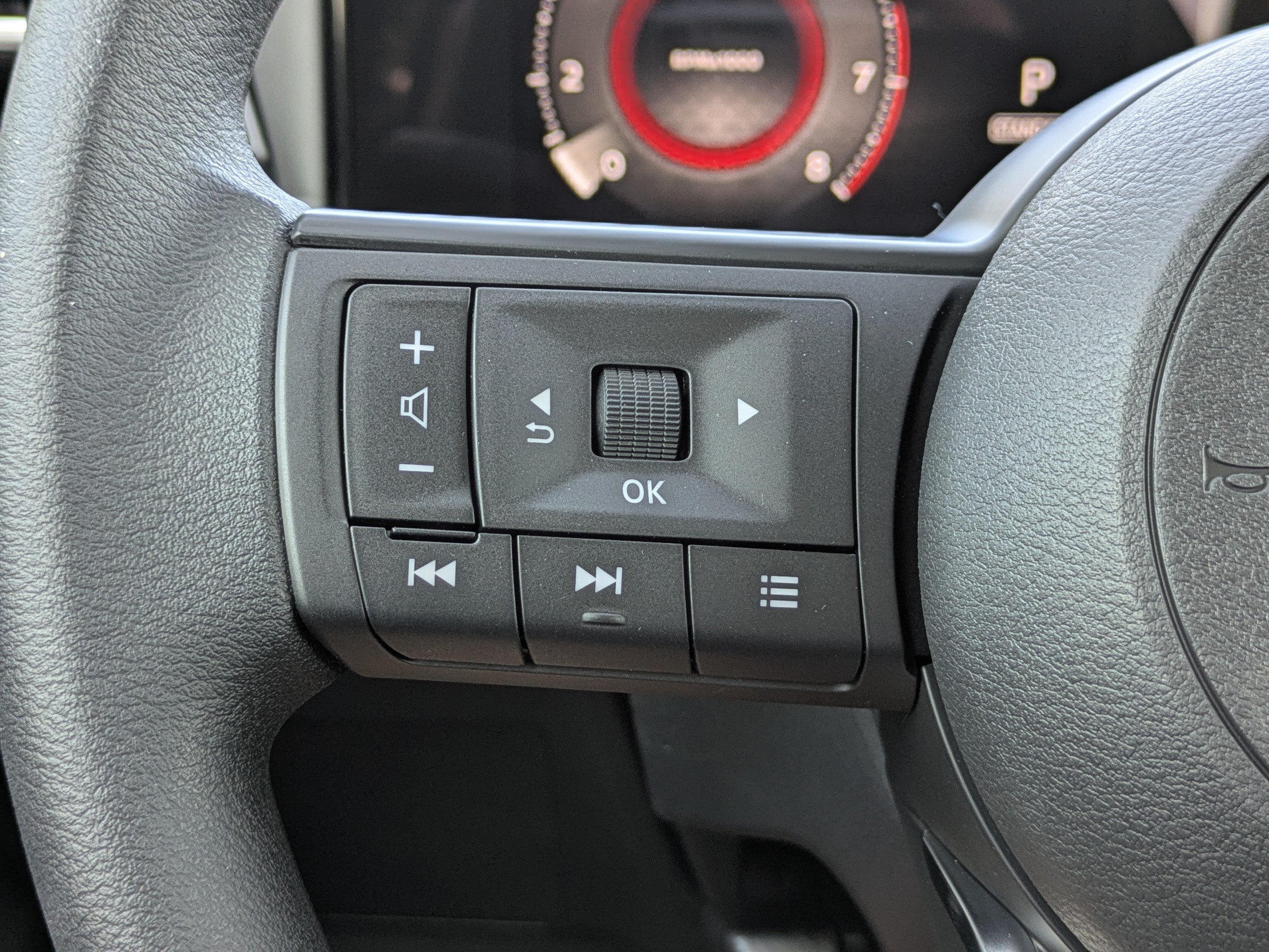 New 2026 Nissan Kicks SV w/ SV Premium Package FWD image 27