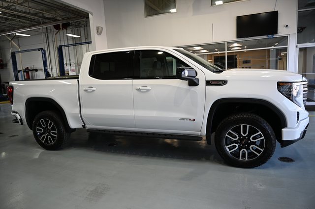 New 2026 GMC Sierra 1500 AT4 w/ AT4 Premium Package image 4