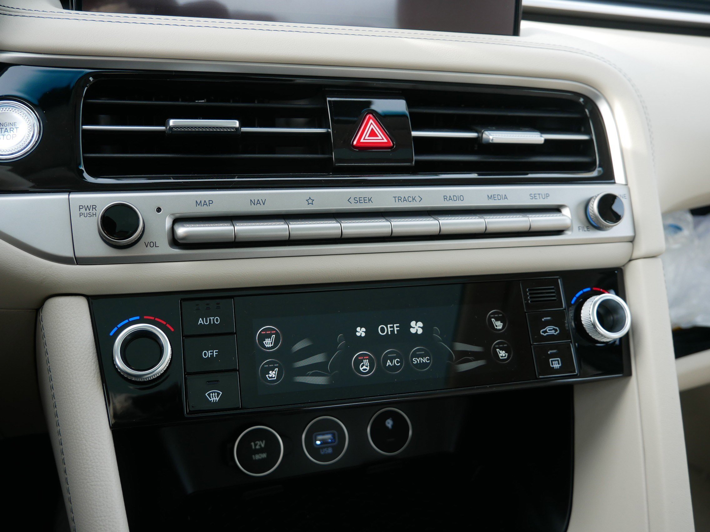 New 2026 Genesis G70 2.5T Prestige image 10