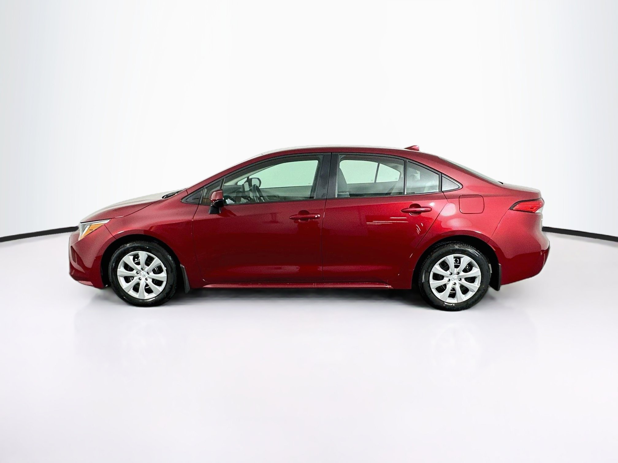 Used 2026 Toyota Corolla LE FWD image 4