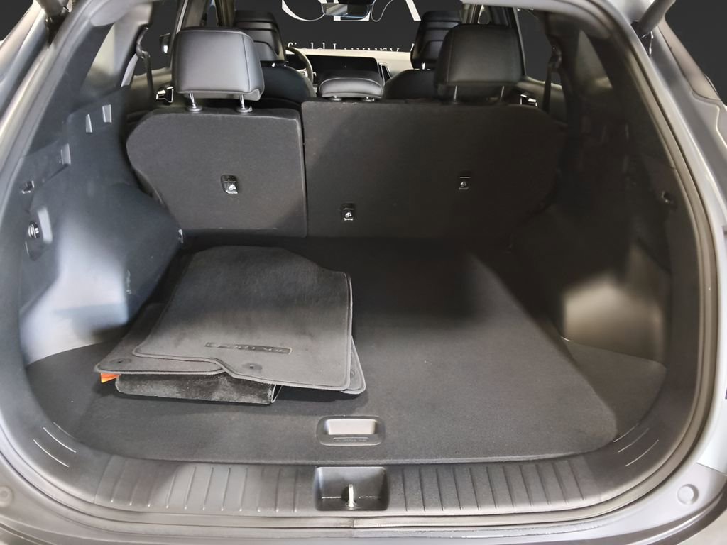 Used 2025 Kia Sportage X-Line image 4