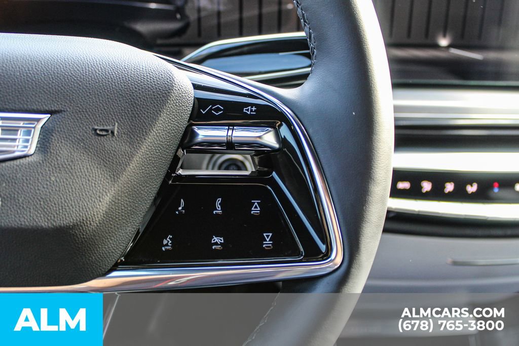 Used 2024 Cadillac Lyriq Sport image 27