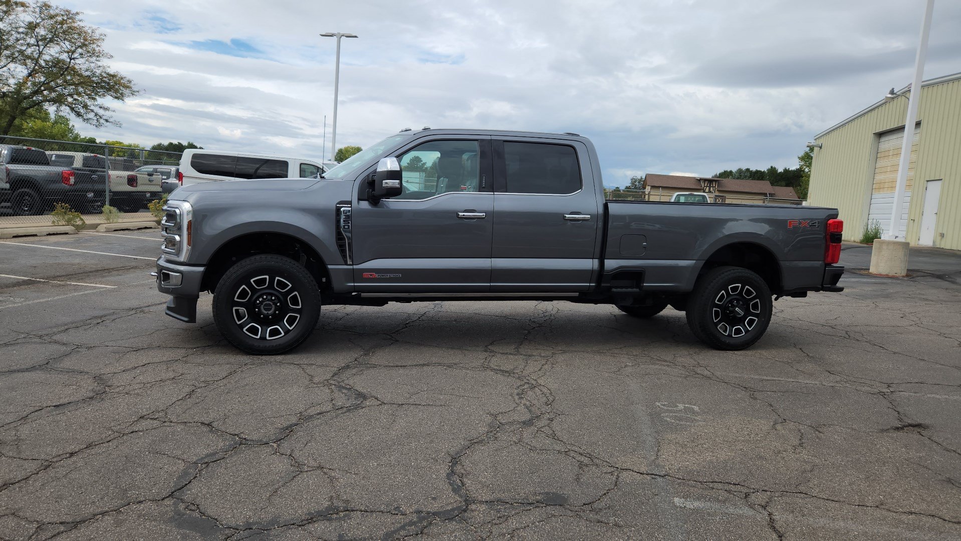 Used 2024 Ford F350 Platinum AWD/4WD image 5