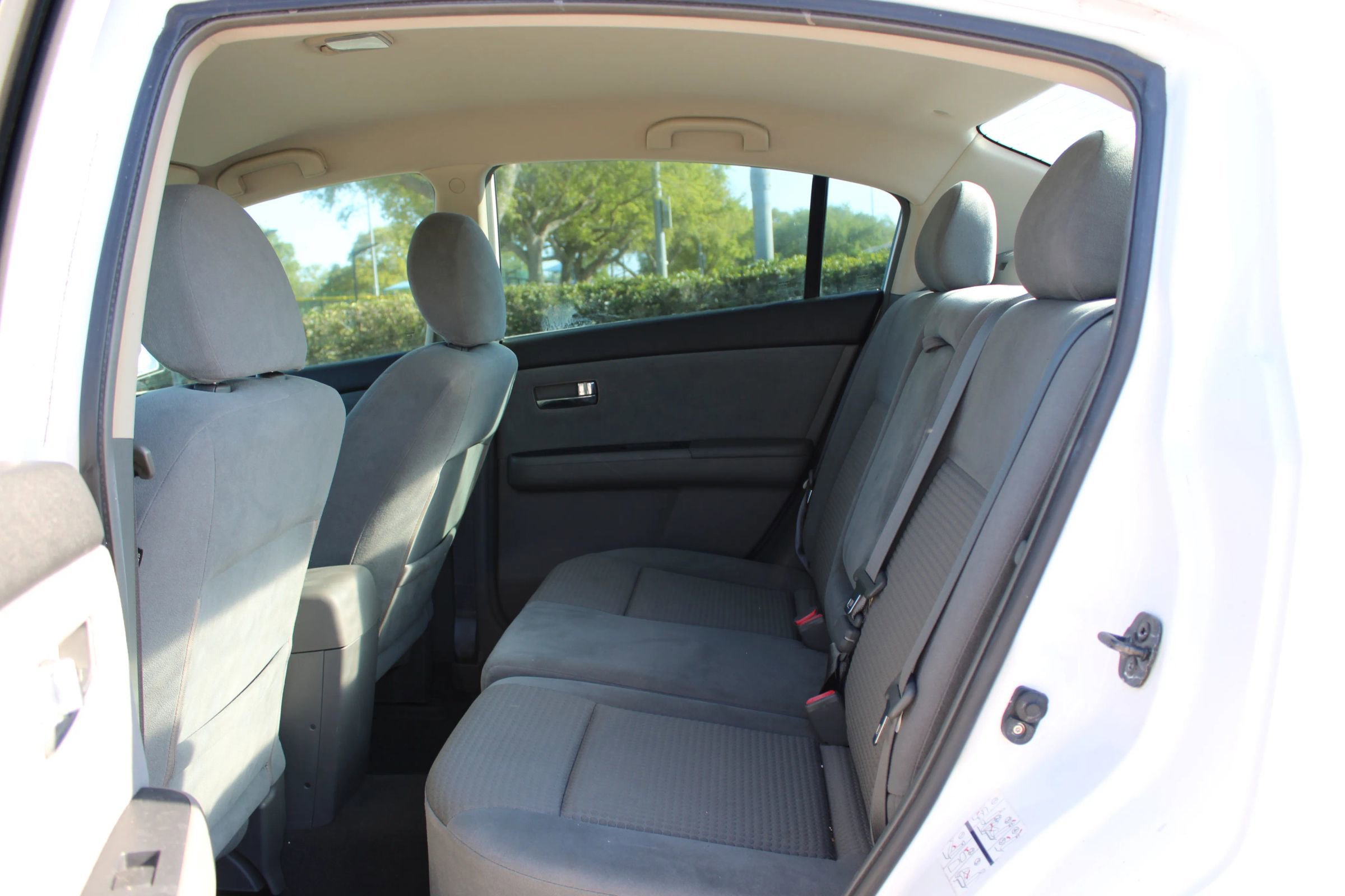 Used 2008 Nissan Sentra 2.0 S image 7