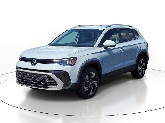 New 2026 Volkswagen Taos SE AWD/4WD image 2