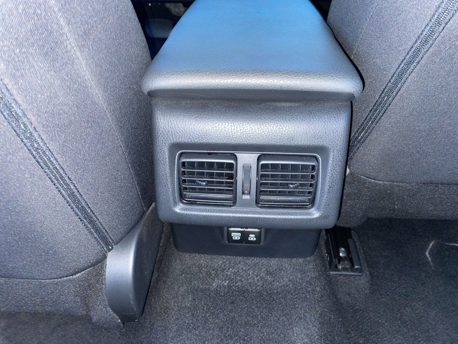 Used 2025 Toyota Camry LE image 23