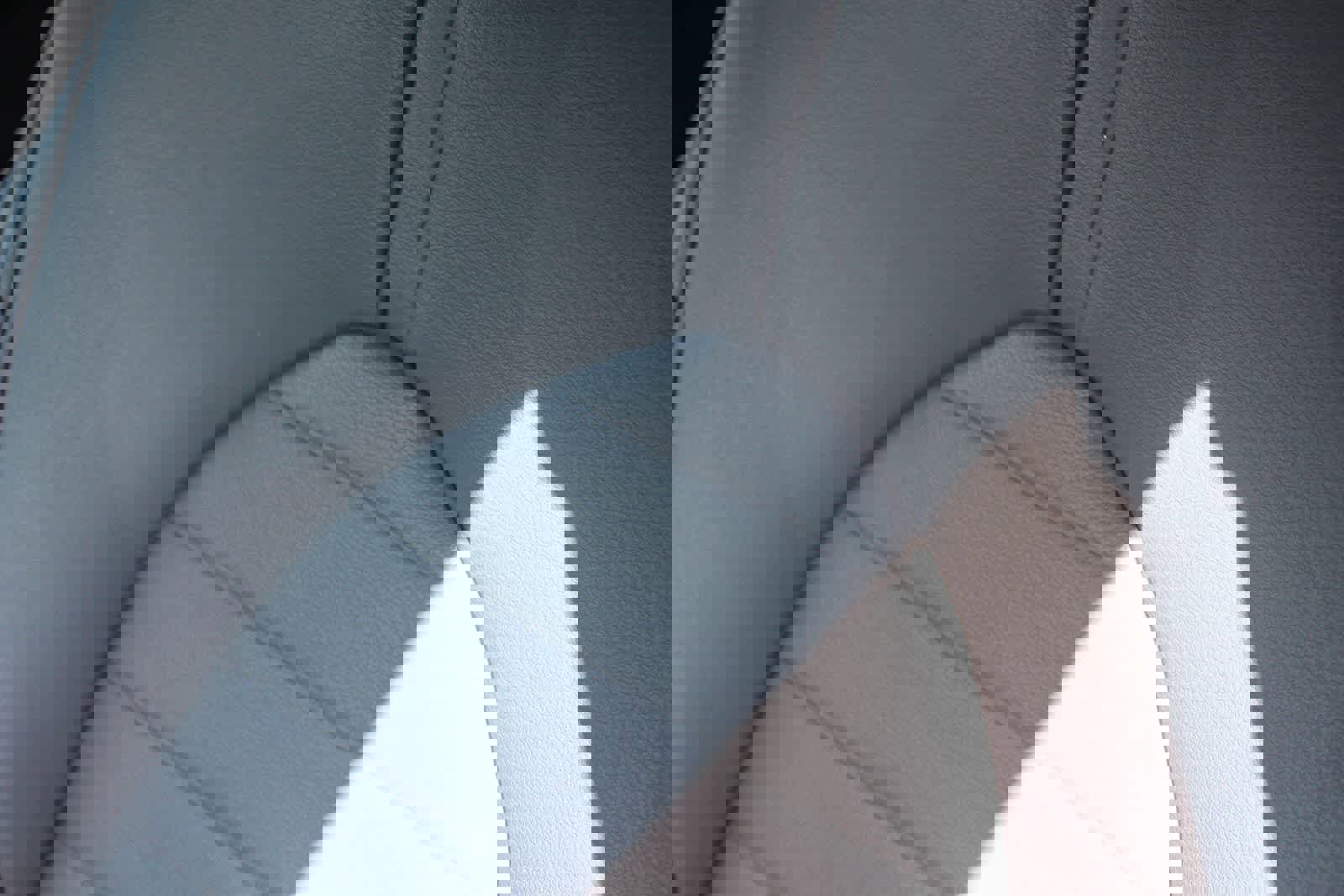 Used 2021 Toyota Highlander XLE image 37